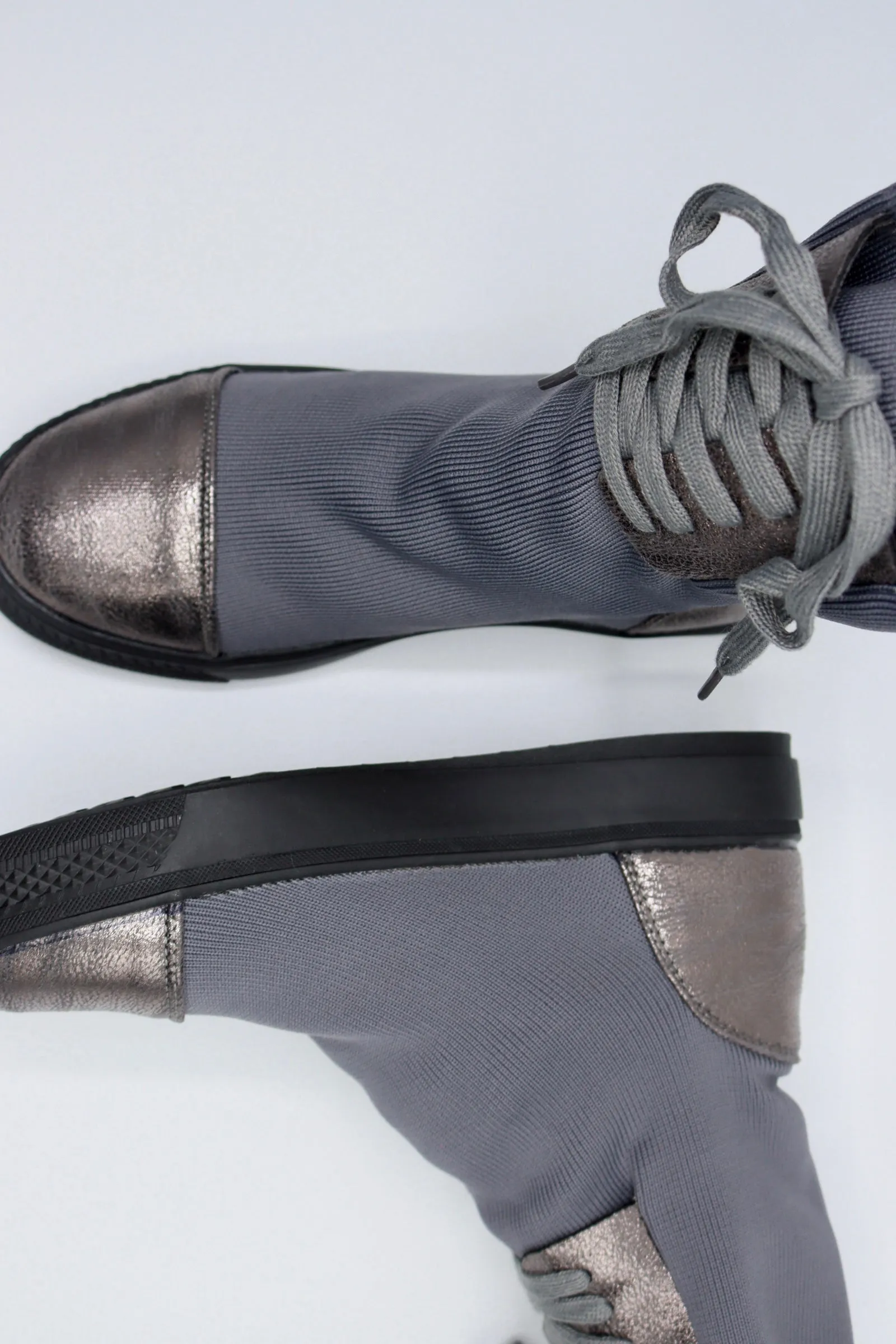 Chelsea Sock Boots For Women (Grey)