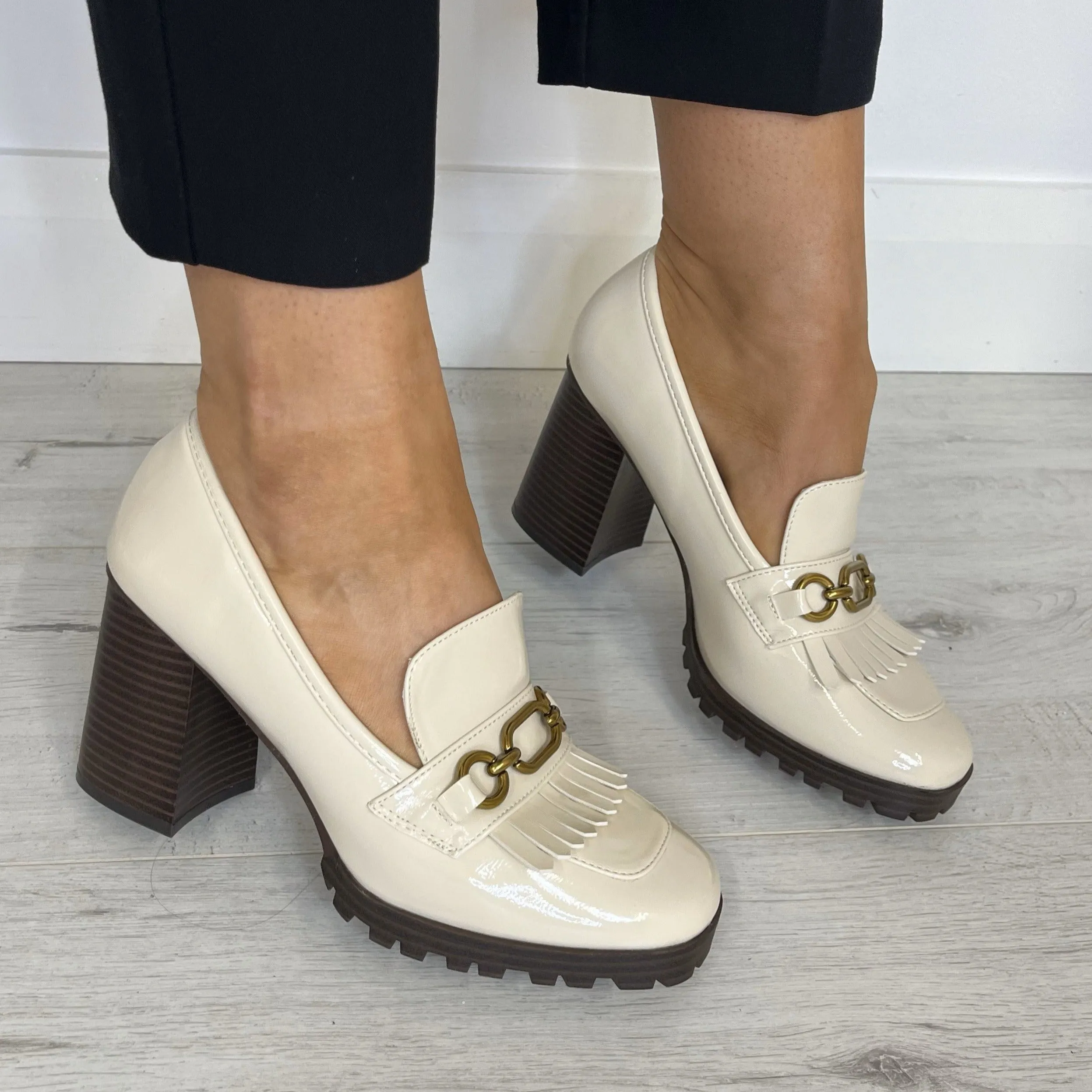 Menbur Cream Block Heel Loafers