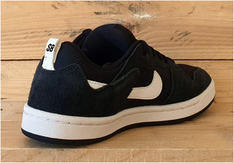 Nike SB Alleyoop Low Suede Trainers UK4/US4.5Y/EU36.5 CJ0883-001 Black/White