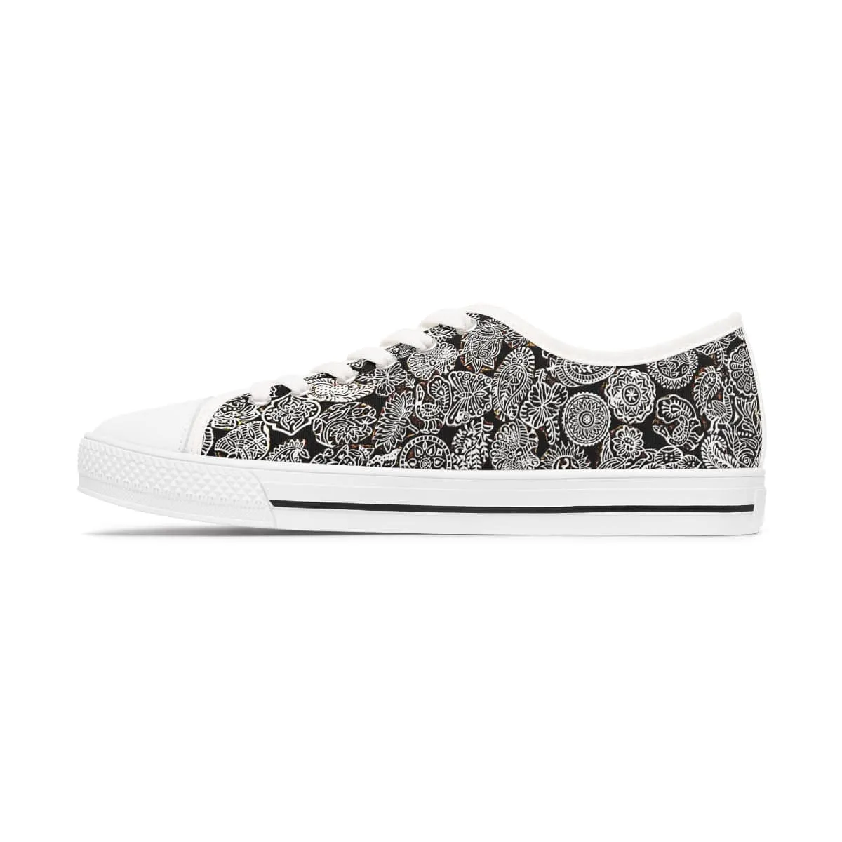 OM Low Top Sneakers