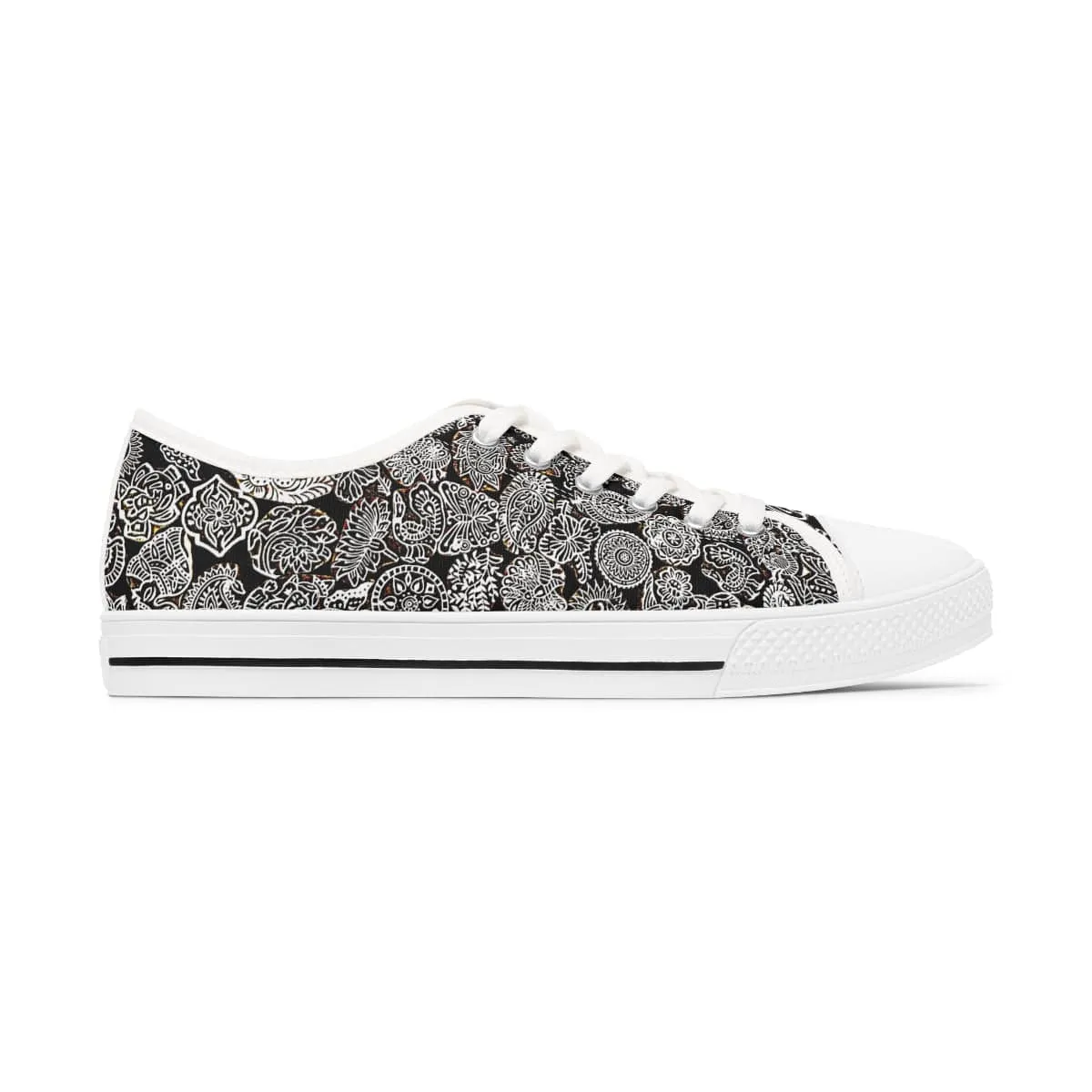 OM Low Top Sneakers