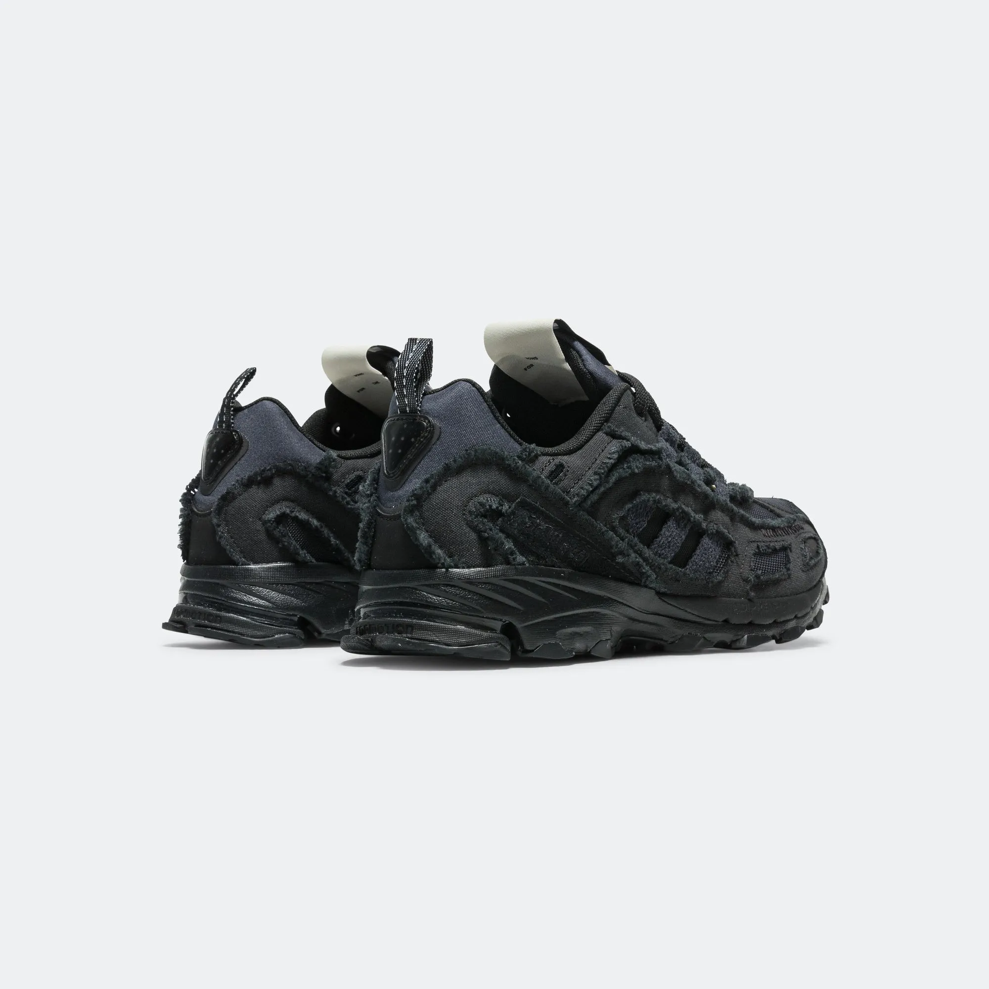 Shadowturf x SFTM - Core Black/Neutral Grey-Carbon