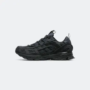 Shadowturf x SFTM - Core Black/Neutral Grey-Carbon