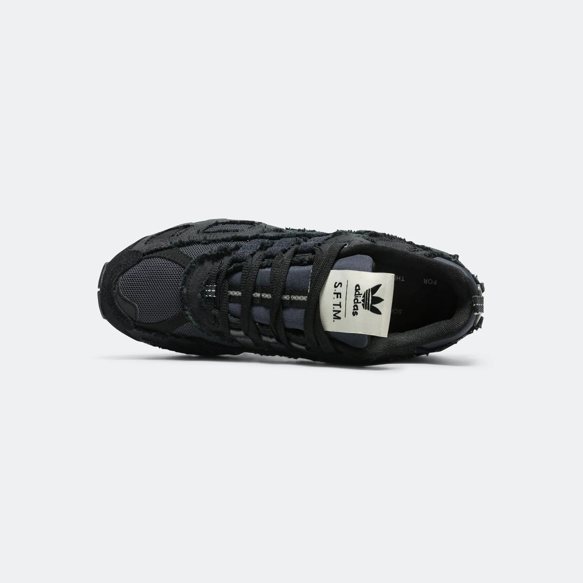 Shadowturf x SFTM - Core Black/Neutral Grey-Carbon