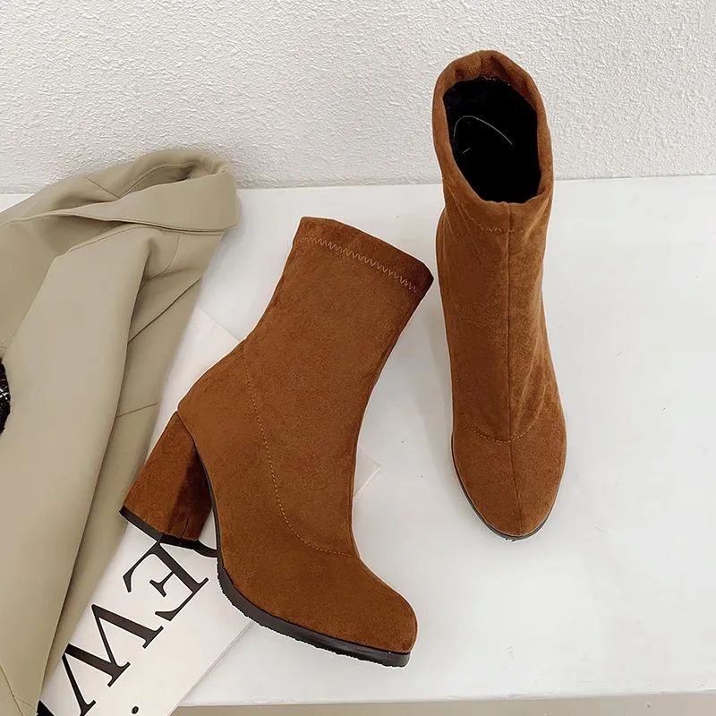 Solid color chunky heel short womens fashion boots