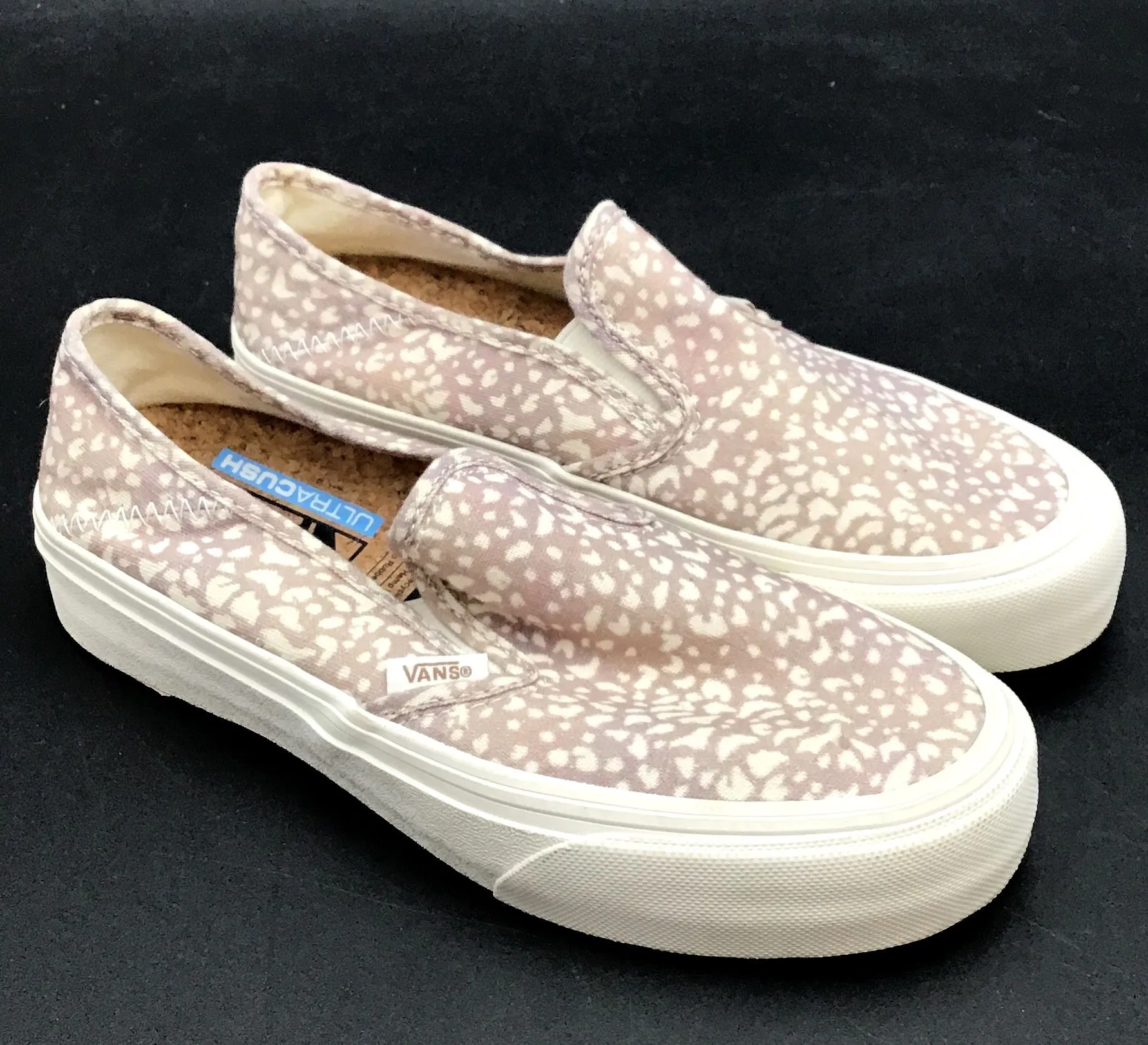 Vans Women's Pink Low-Top Slip-On Athletic Shoes - Size 5