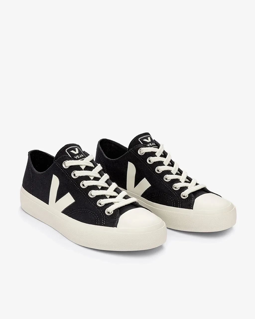Watta II Low Canvas Black Pierre