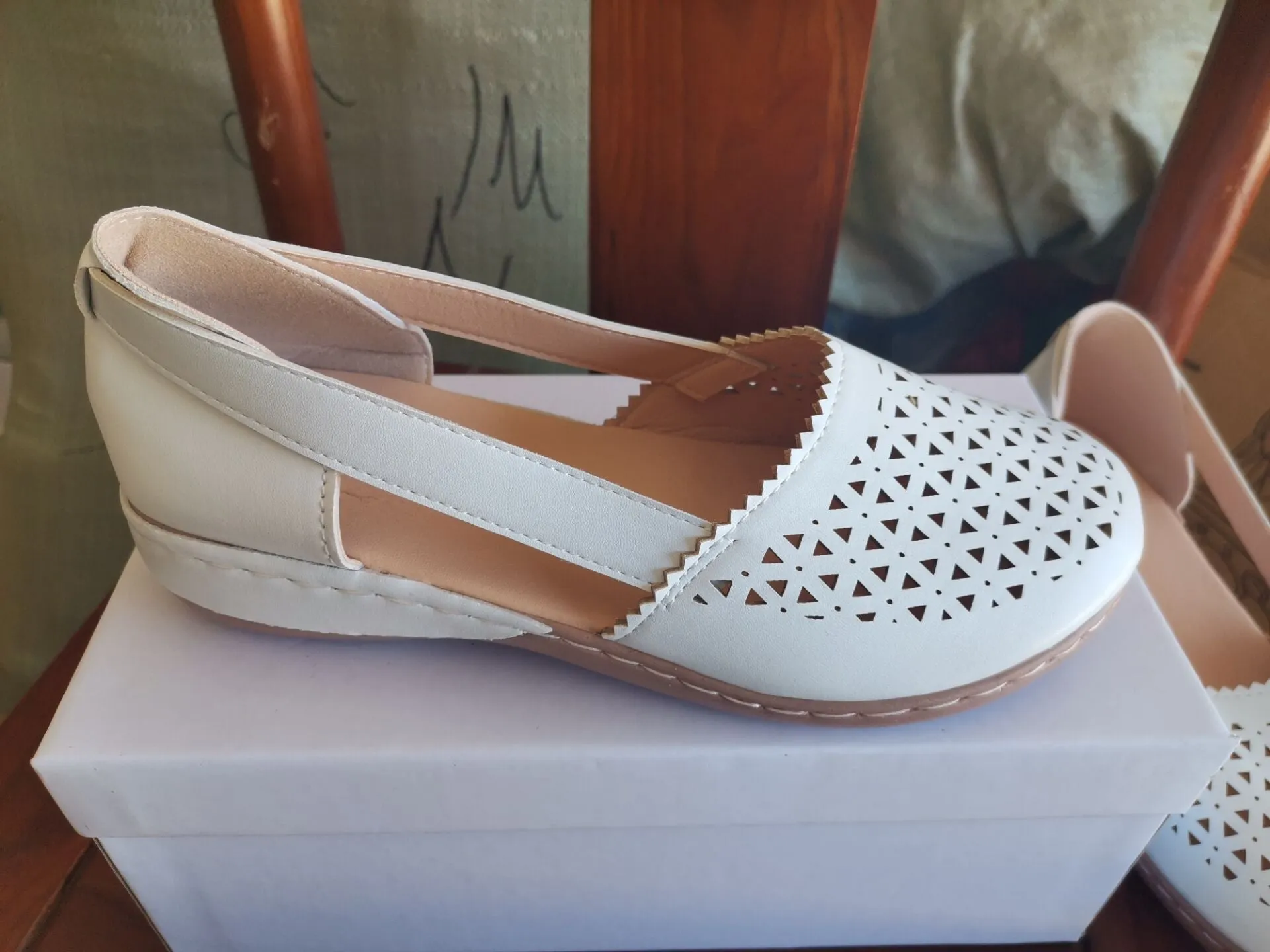 Women Casual Loafers Leatherette Closed Toe Flat Sandals