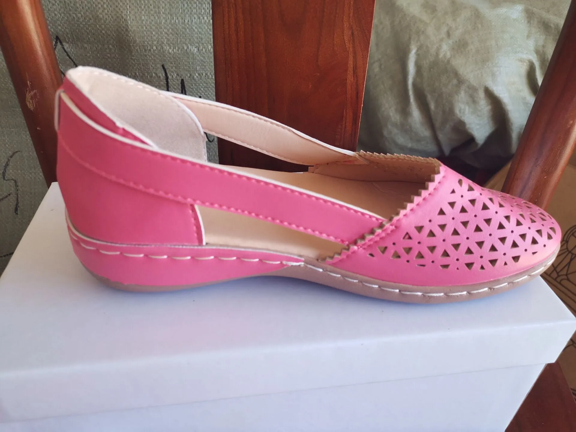 Women Casual Loafers Leatherette Closed Toe Flat Sandals